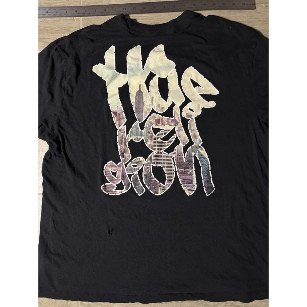 True Religion Print Black T-Shirt Short Sleeve Size‎ Large